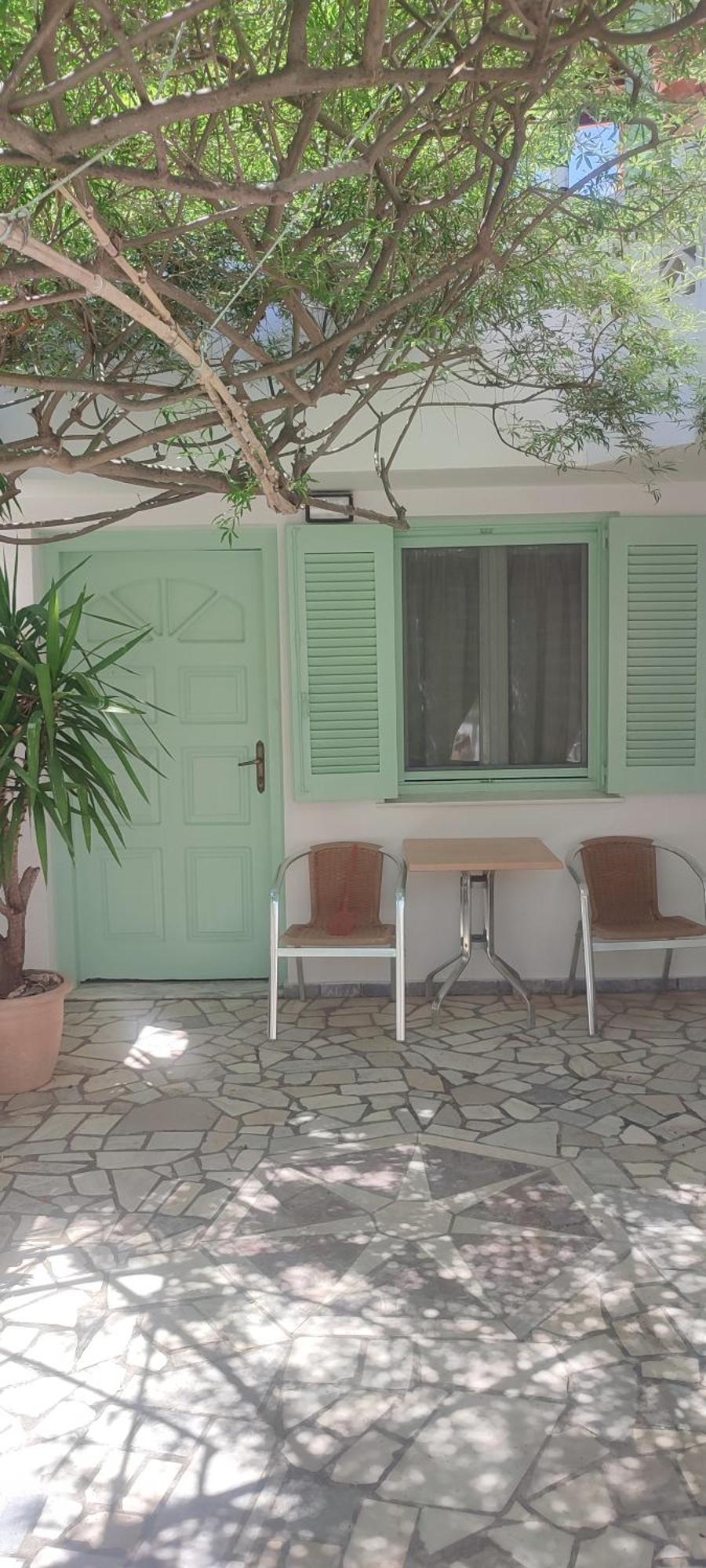 Krinelos Rooms Skala Eresou Exterior photo